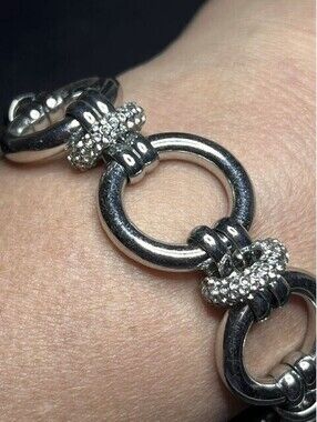 B6919 CHICO'S Chunky Link Toggle Bracelet Rhinestone Crystal Silver Tone 7-8.5"
